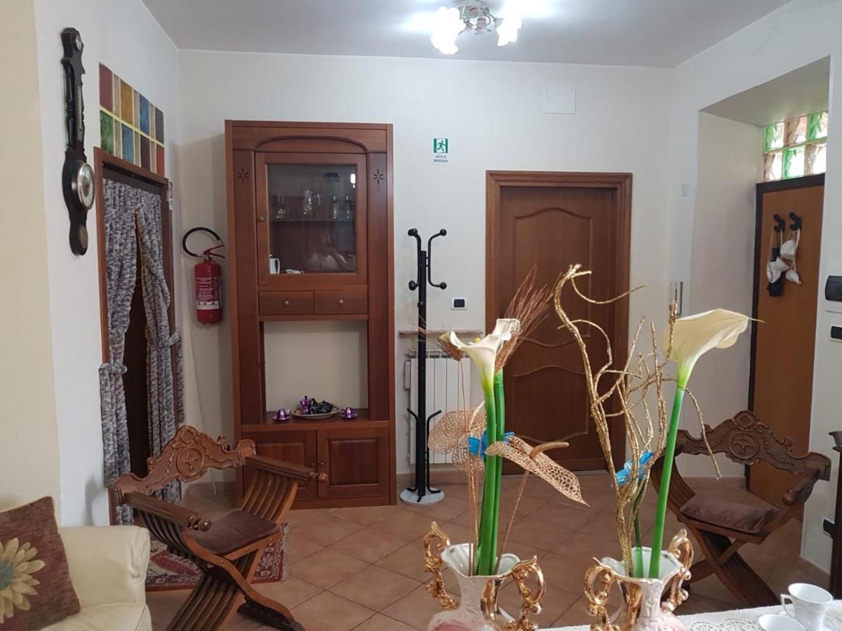 Apartamento Vecchia Dimora Marino Exterior foto